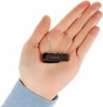 ⁦SanDisk Cruzer Blade 128GB USB 2.0 Flash Drive⁩ - الصورة ⁦2⁩